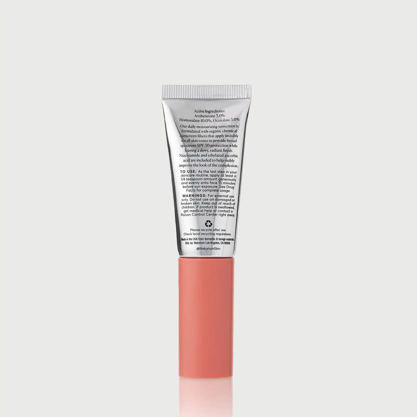 dew-glow-moisturizer-spf-50-travel-size-w3 NATR-10157_Dew-Glow-Moisturizer-SPF-50-Mini_back_capon_bonebkgd_d7cb9bbb-e294-42e2-8d5a-28c73c09b5b5.webp