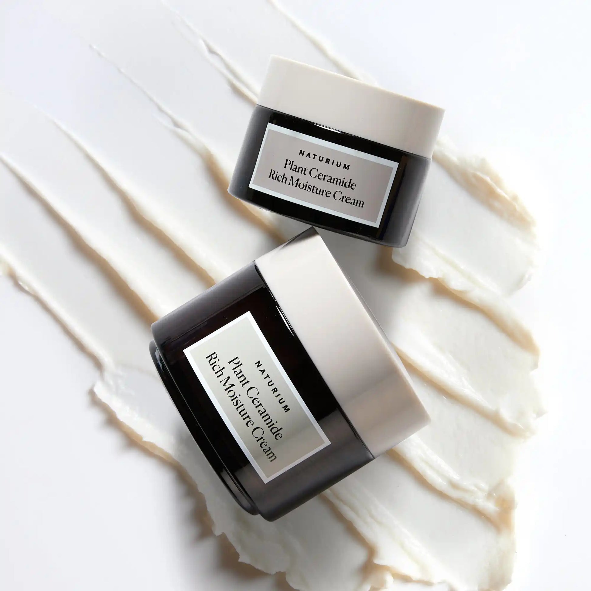 plant-ceramide-rich-moisture-cream-jumbo-x3 11_18_2021_Naturium0575-crop.webp
