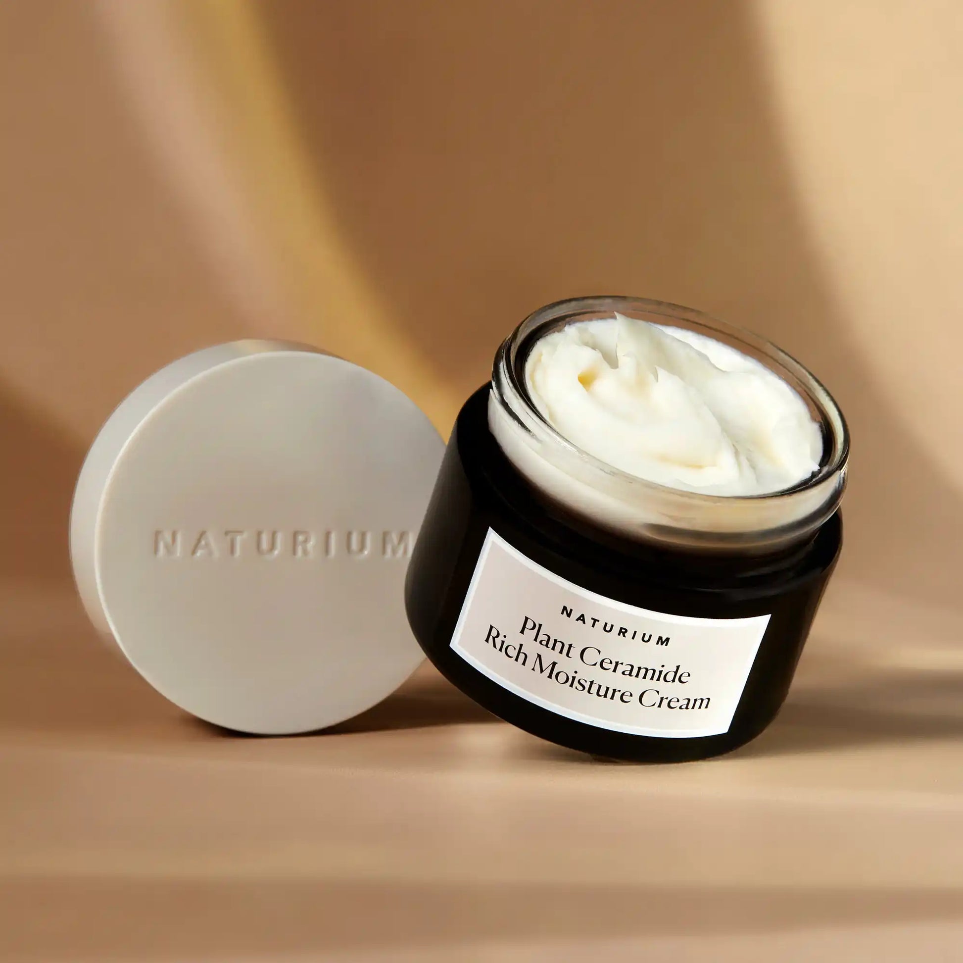 plant-ceramide-rich-moisture-cream-f2 plantceramide_0154-crop_1.webp